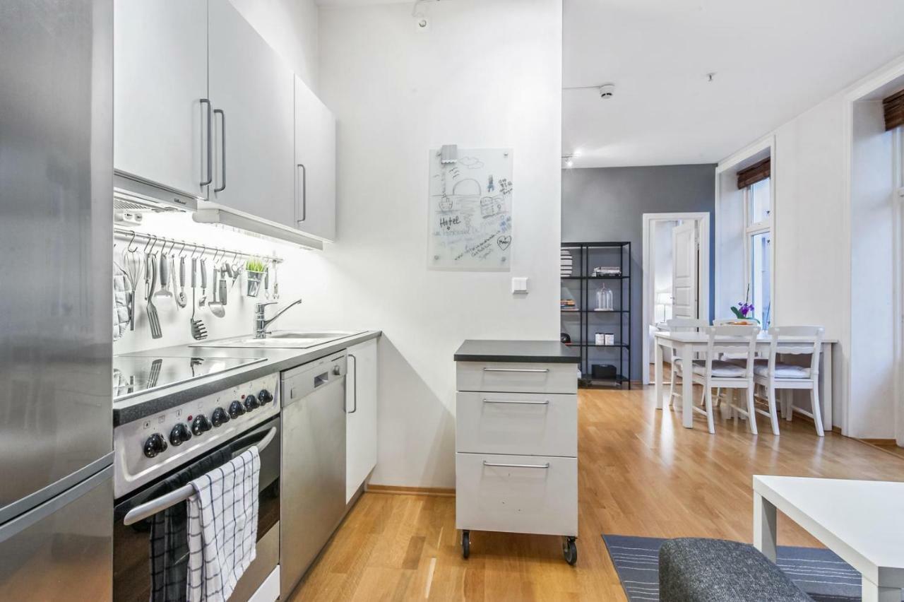 Modern Apartment In City Centre Bergen Esterno foto
